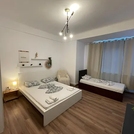 아파트 Big For Up To 8 People In Center *