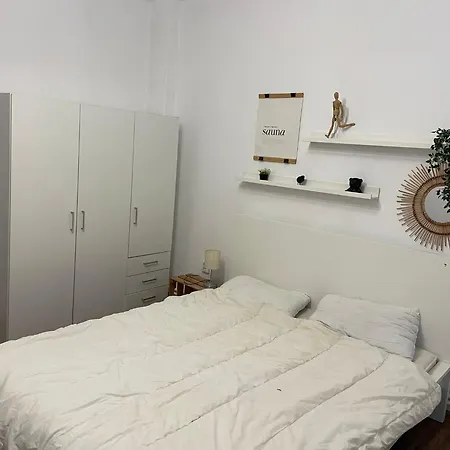 Big For Up To 8 People In Center *