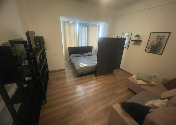 Big For Up To 8 People In Center * Βουκουρέστι